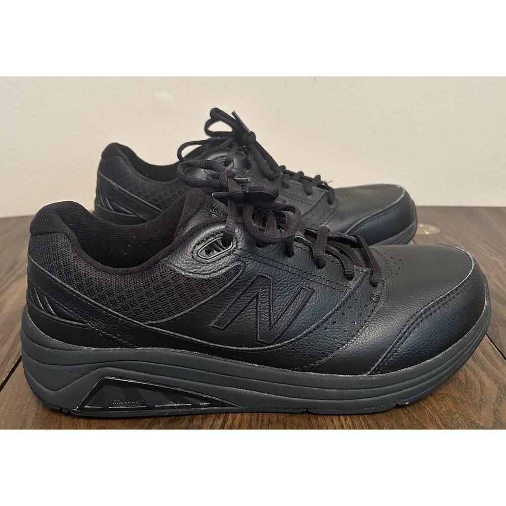 Size 8.5 - New Balance 928V3 Women's Triple Black Walking‎ Shoes WW928BK3